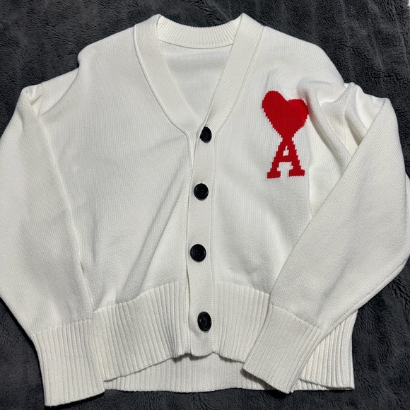 Ami Cardigan - Picture 2 of 2